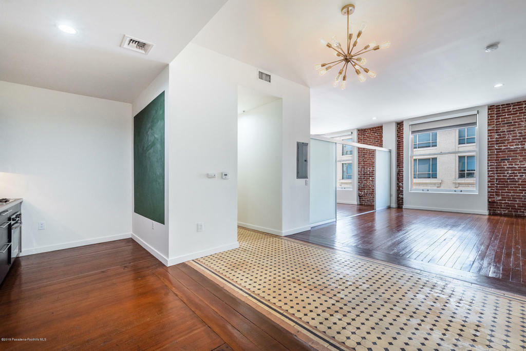 Property Photo:  257 S Spring Street 4K  CA 90012 