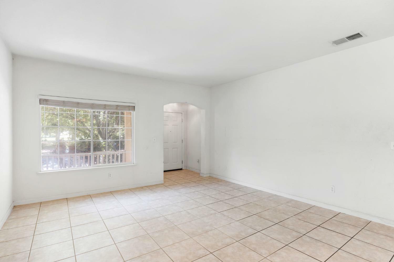 Property Photo:  2229 Tanzanite Way  CA 95834 