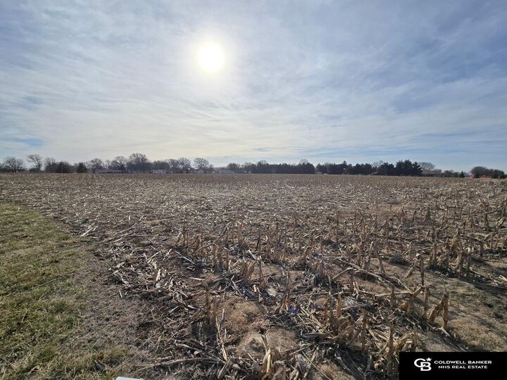 Property Photo: Oak Avenue NE 68405