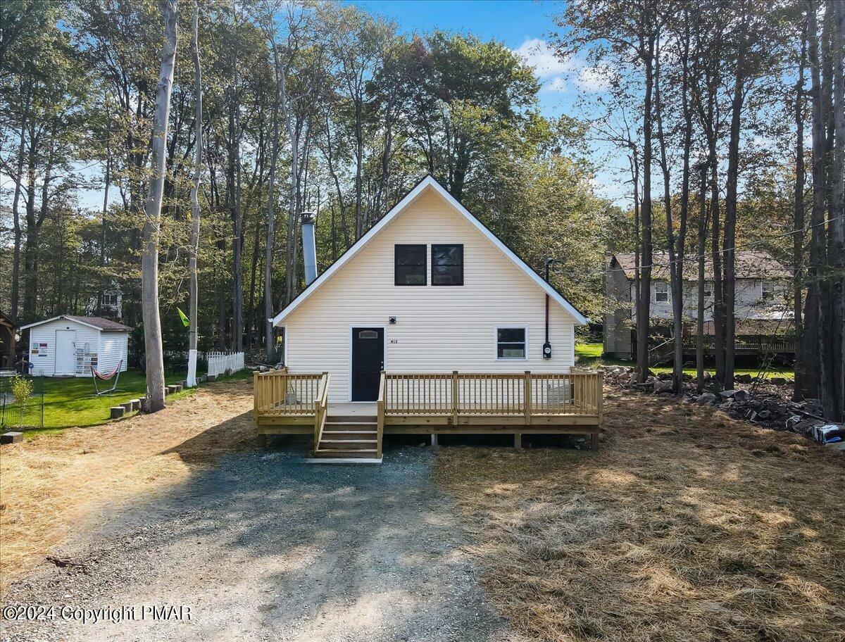 Property Photo:  7175 Robinwood Drive  PA 18466 