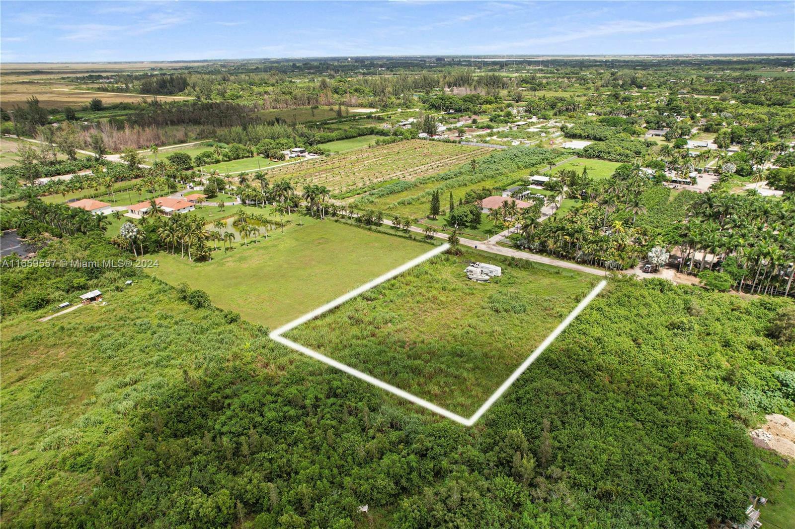 Property Photo: 15542 SW 212 Ave FL 33187