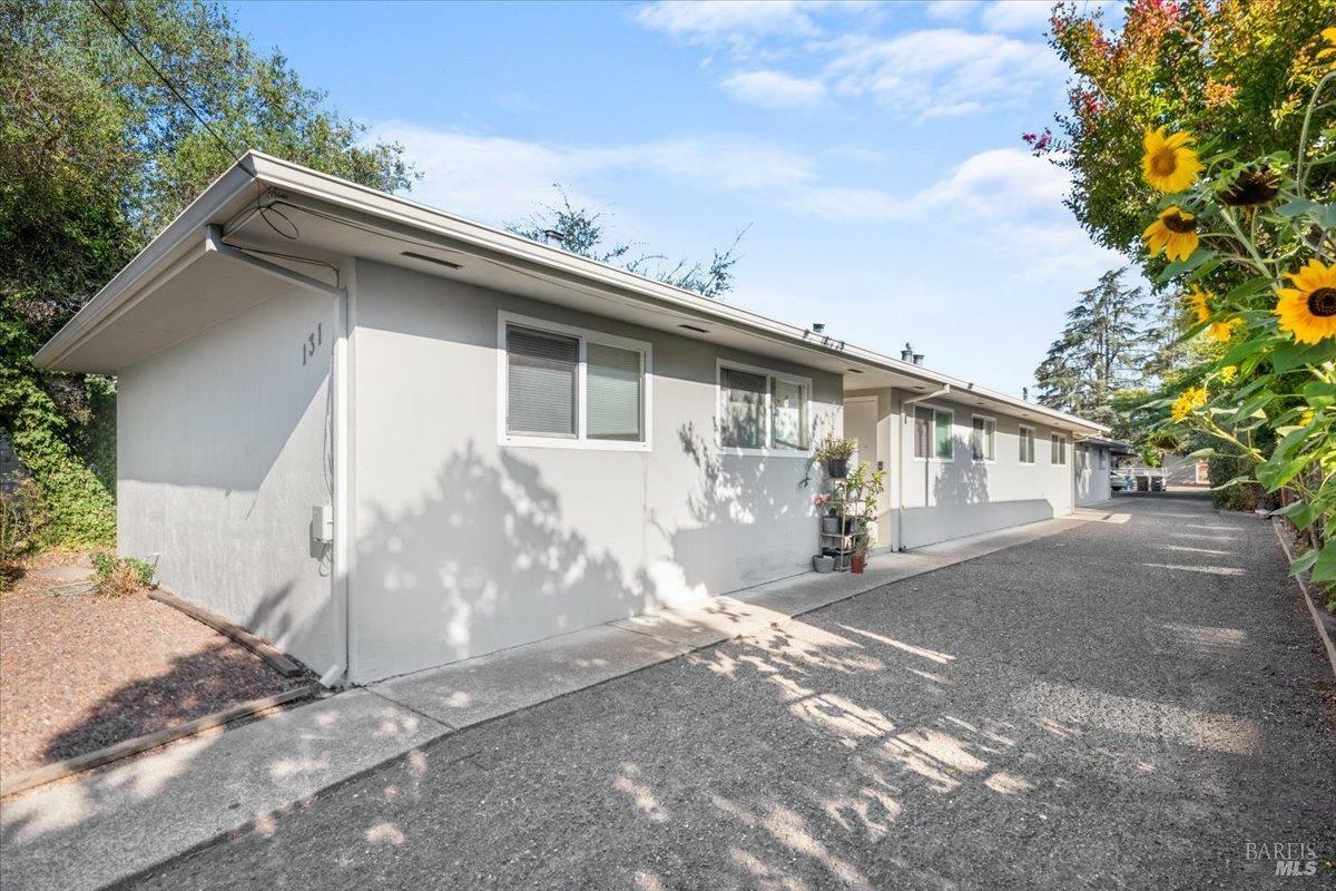 Property Photo:  131 9th Street  CA 95401 