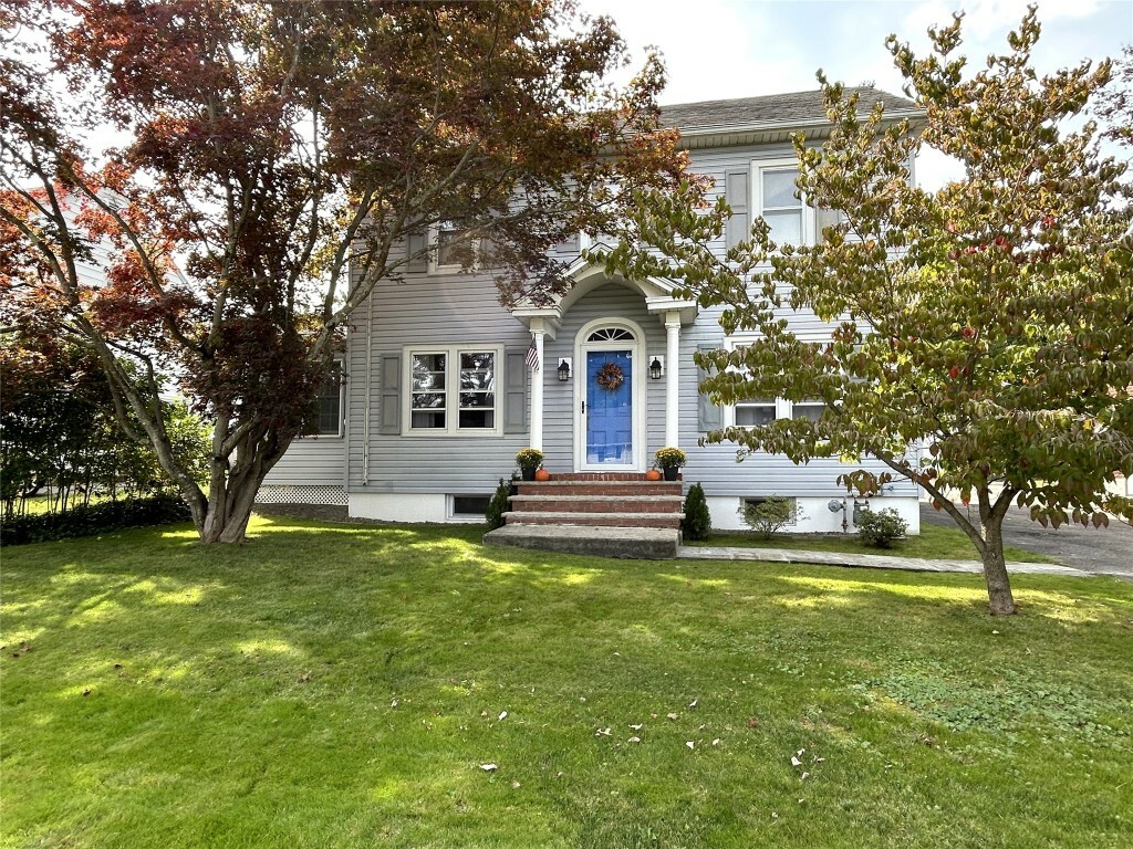 Property Photo:  147 Iris Drive  NY 13905 