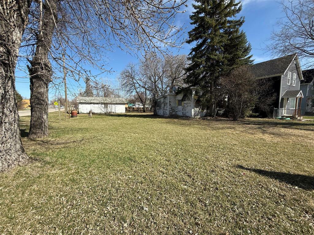 538 3rd Street Northeast  Portage La Prairie MB R1N 1R1 photo