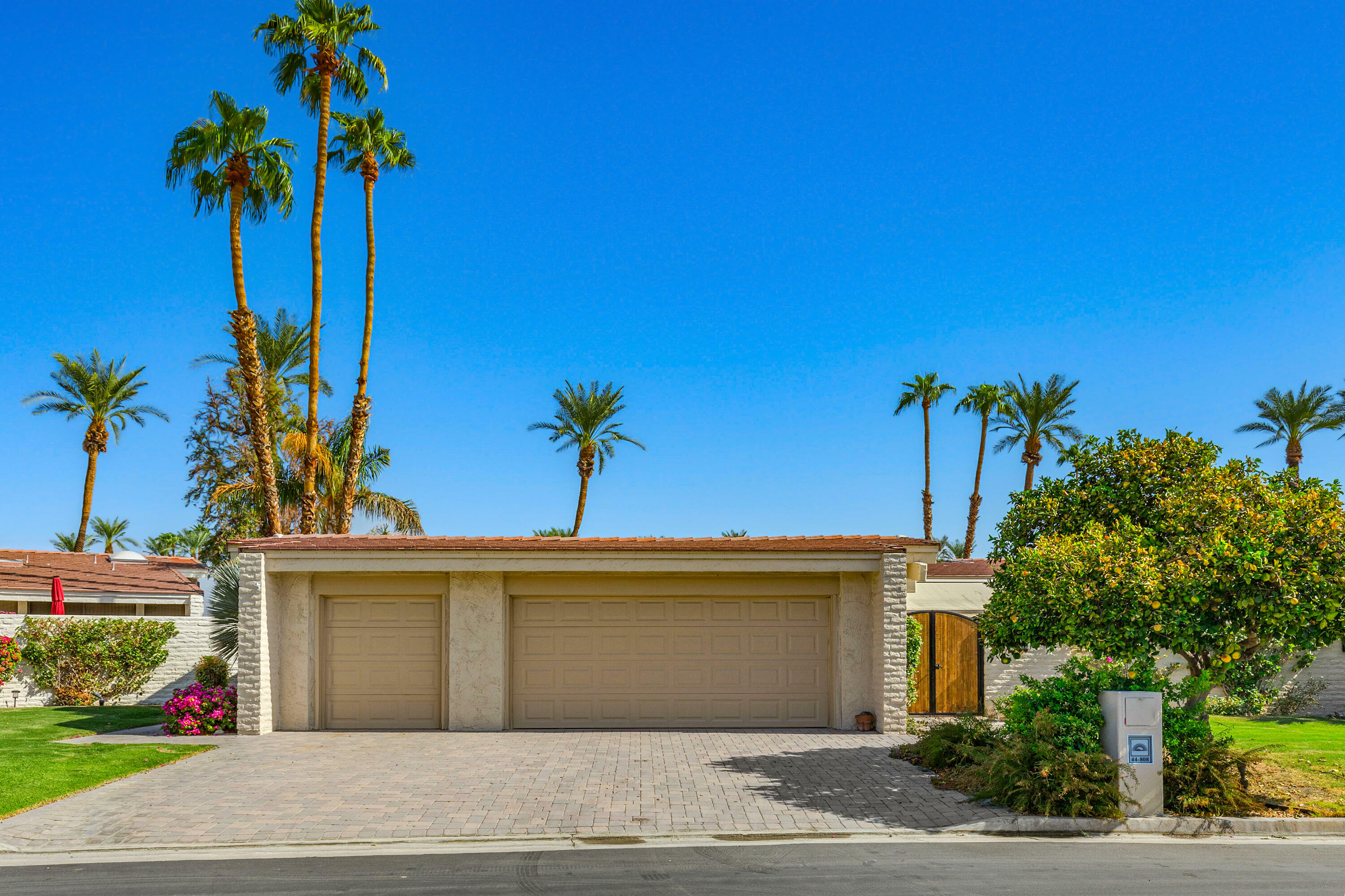 Property Photo:  44808 Oro Grande Circle  CA 92210 