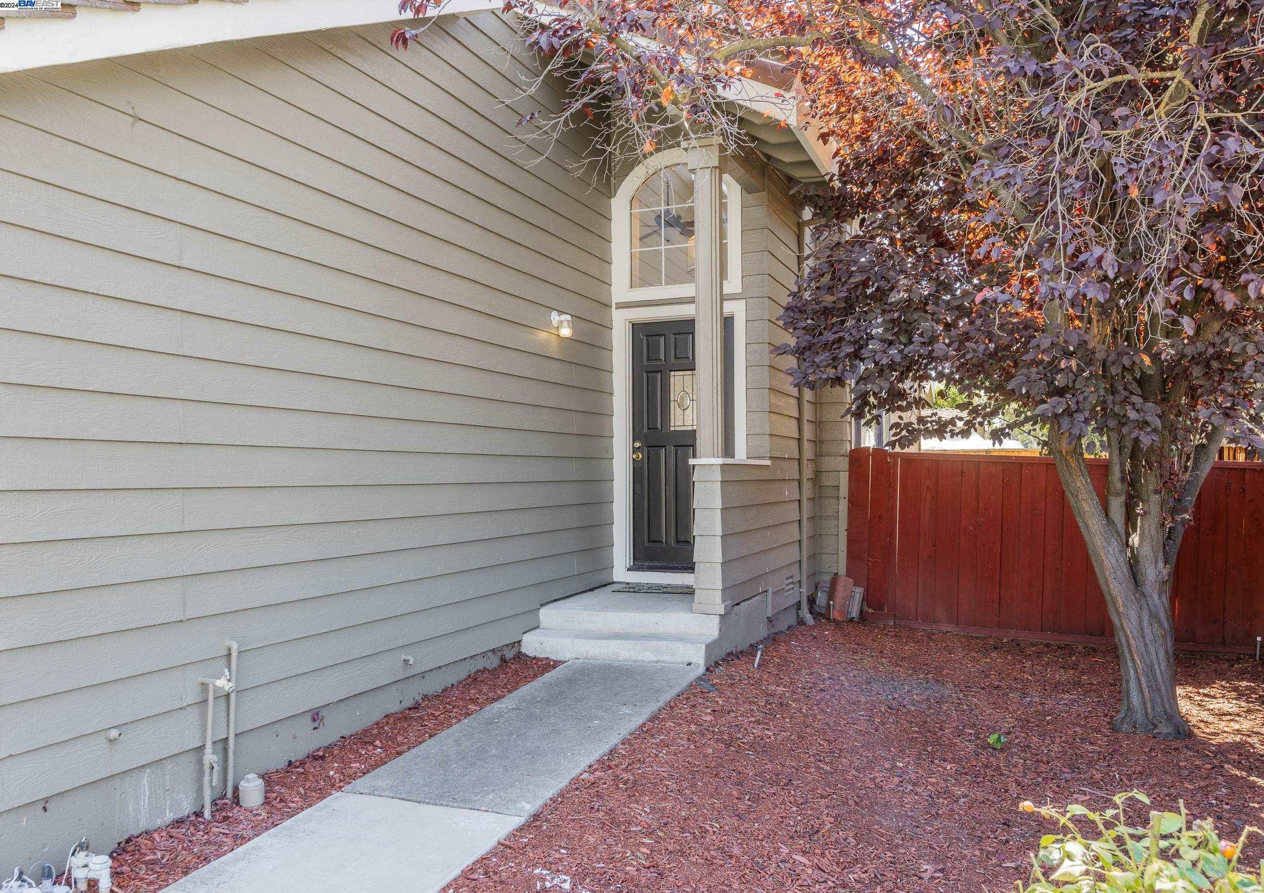 Property Photo:  5435 Rainflower Dr  CA 94551 