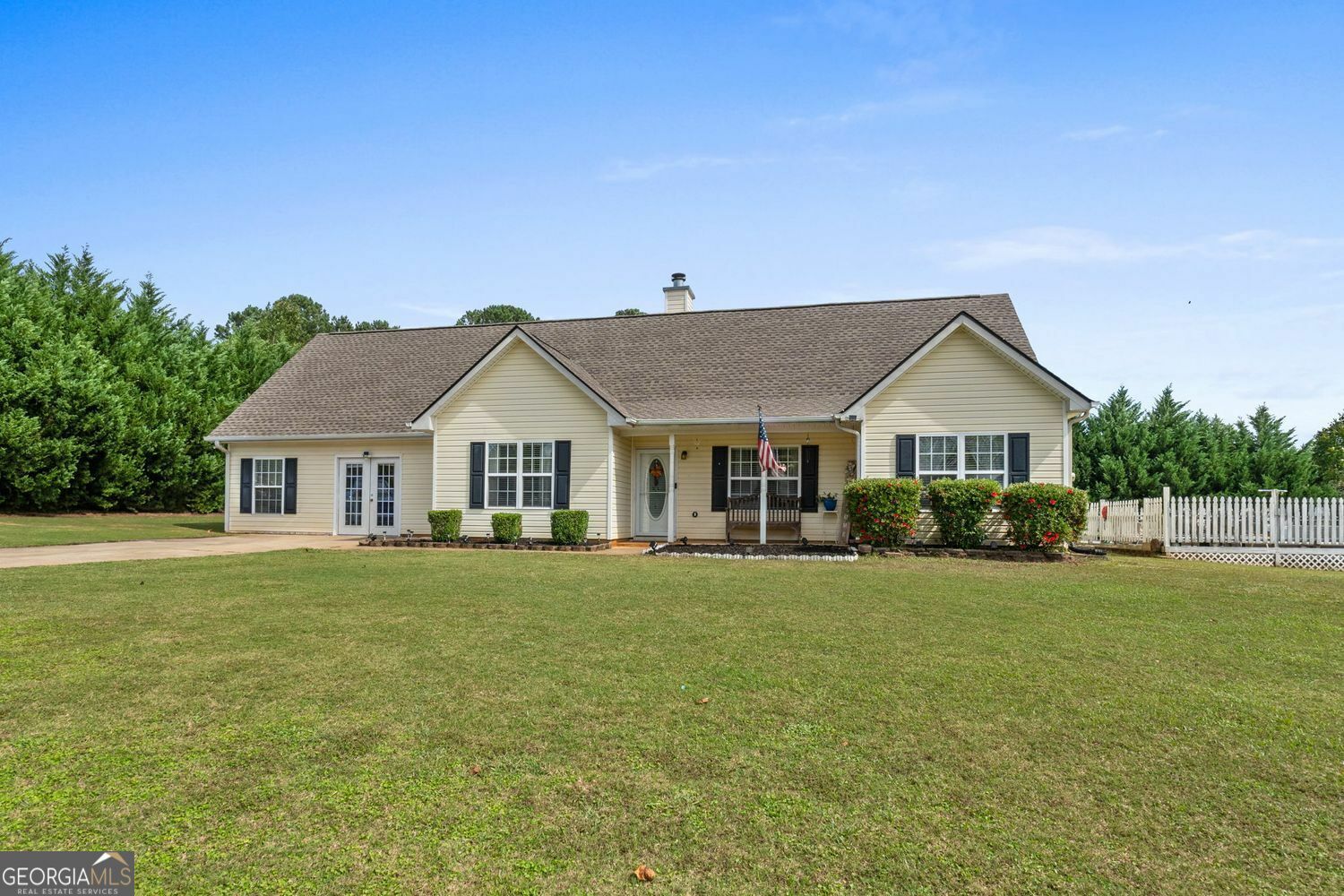 Property Photo:  700 Strawflower Lane  GA 30248 