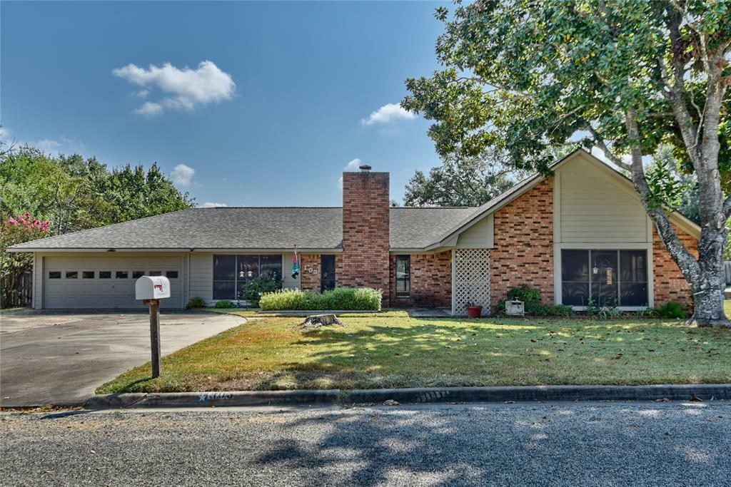 Property Photo:  103 Bluebonnet Drive  TX 77418 