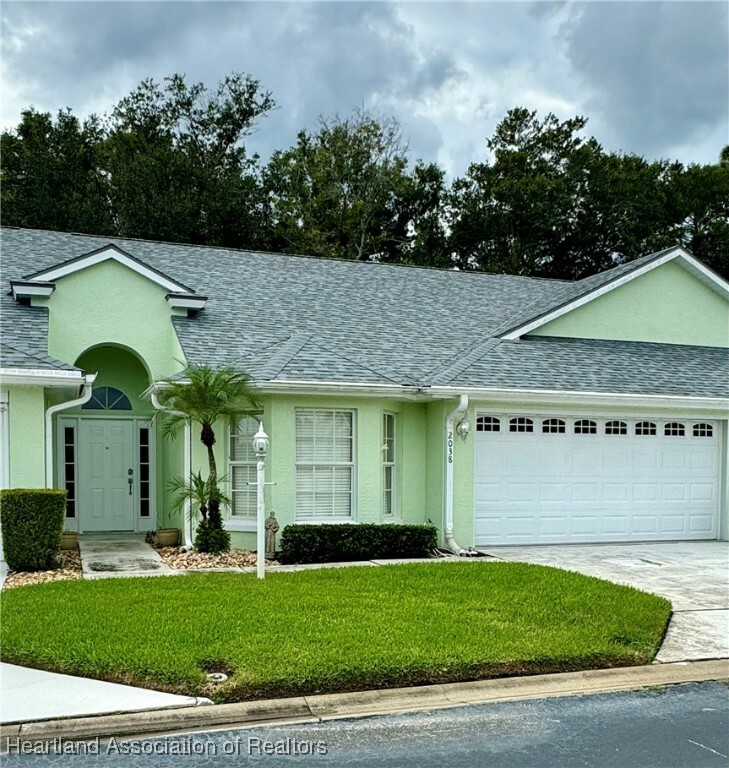 Property Photo:  2038 Ashley Oaks Circle  FL 33870 