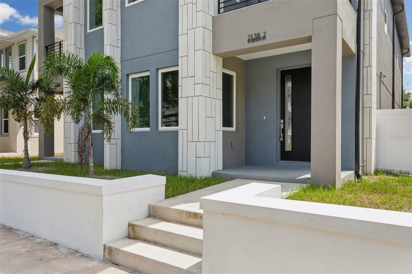 Property Photo:  2138 - 2 W Beach Street  FL 33607 