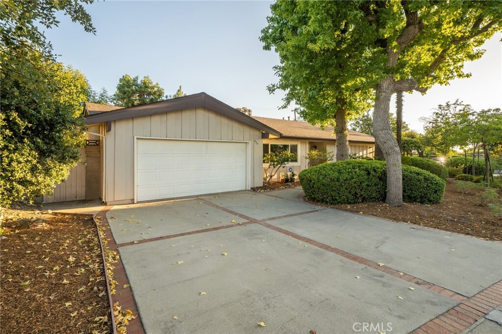 Property Photo: 994 Richmond Drive CA 91711