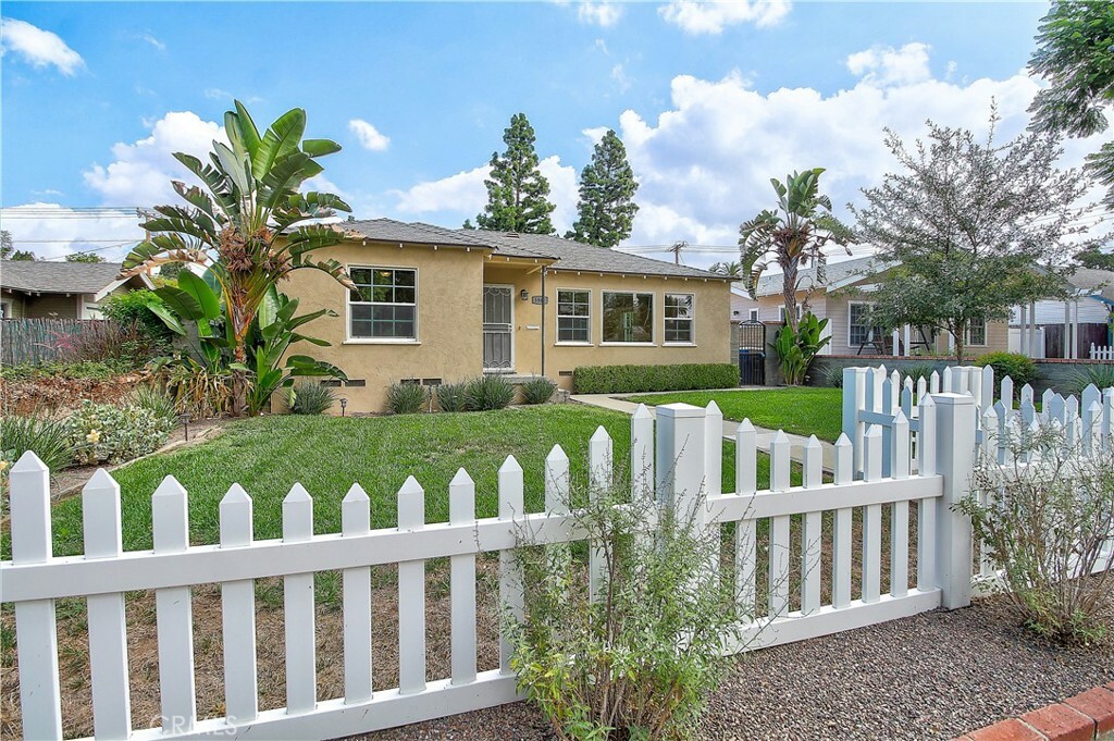 Property Photo:  3869 Bandini Avenue  CA 92506 