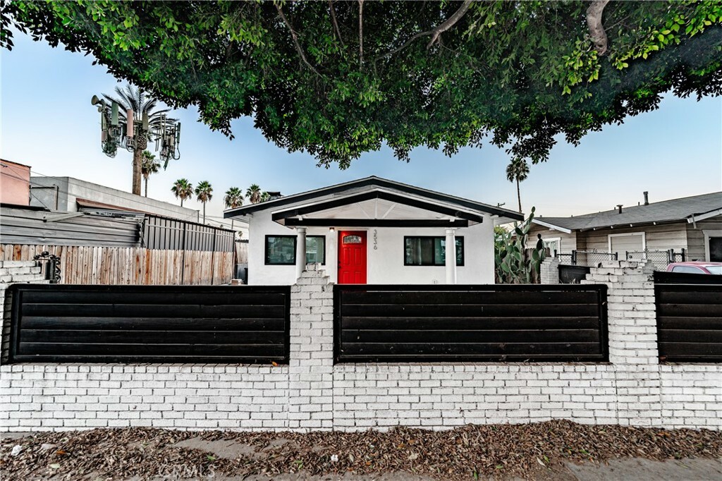 Property Photo:  3536 E 4th Street  CA 90063 