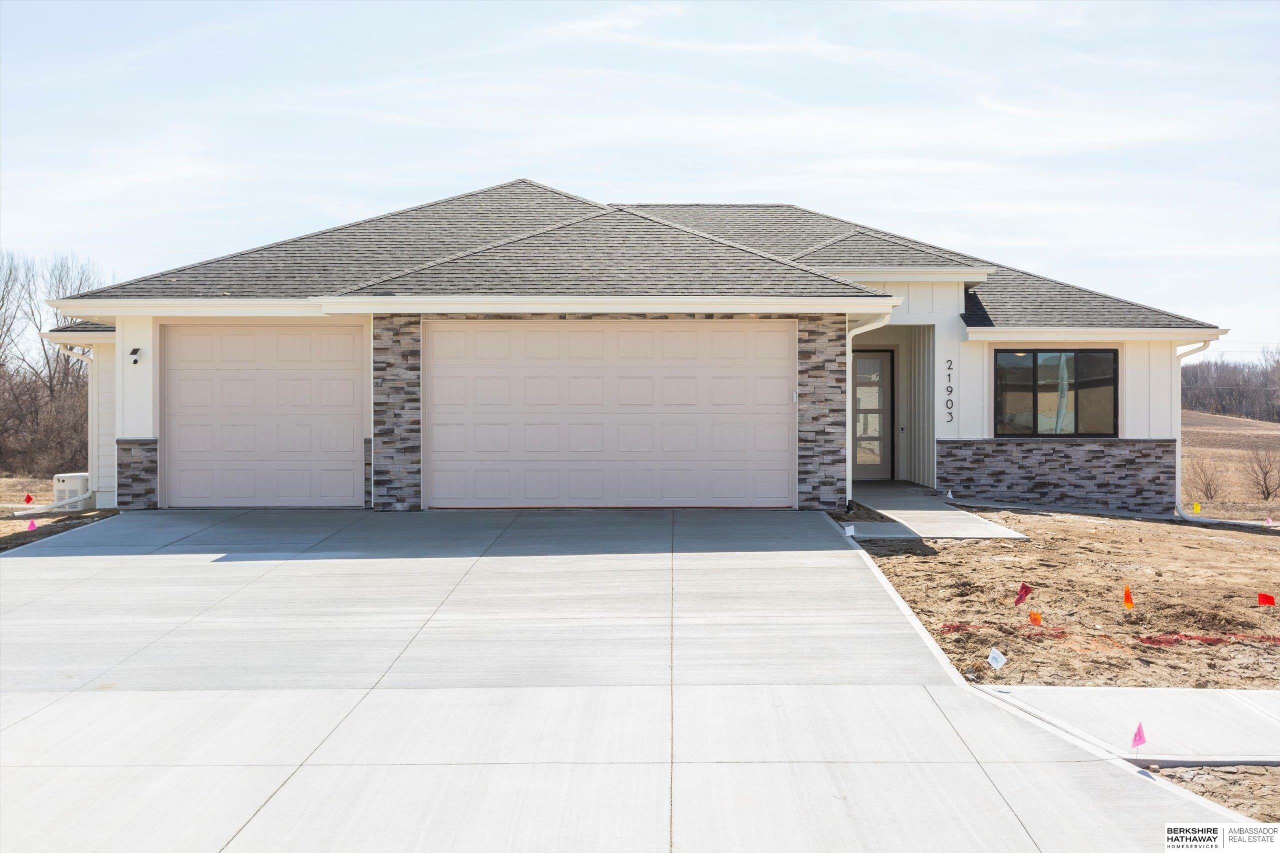 Property Photo:  21903 Parkview Drive  NE 68028 