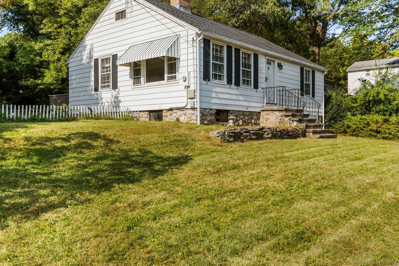 Property Photo:  325 Pierpont Road  CT 06705 