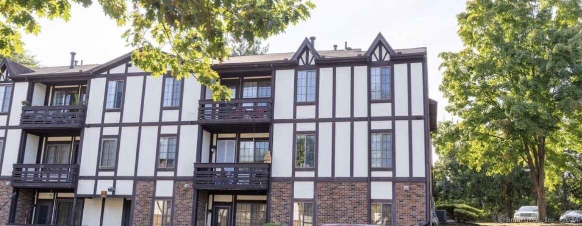 Property Photo: 365 Mather Street Apt 26 CT 06514