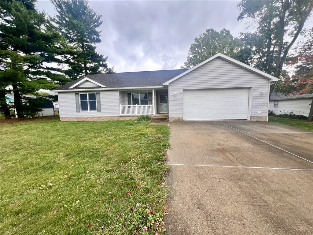 Property Photo: 188 Hopwood Fairchance Rd PA 15401