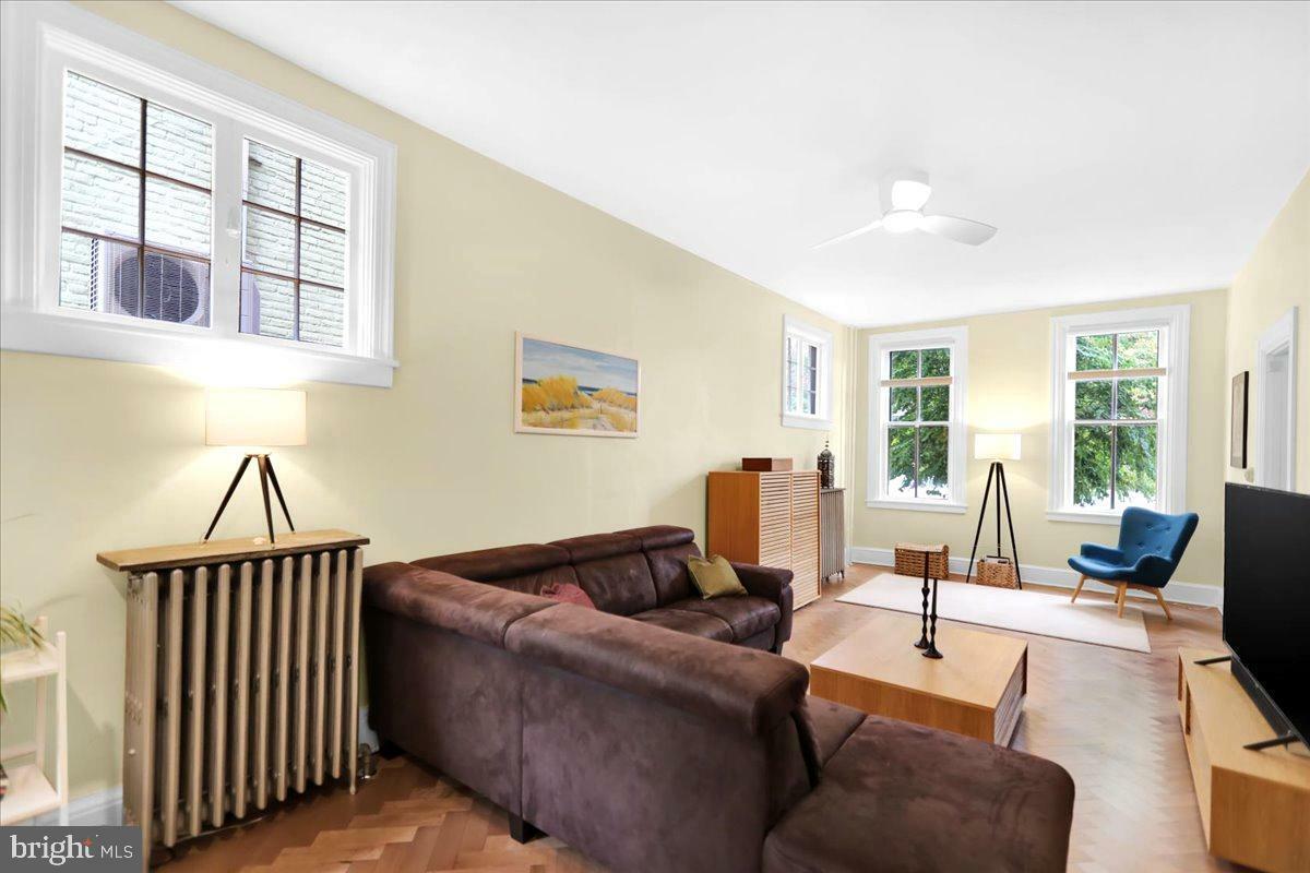 Property Photo:  434 W Walnut Street  PA 17603 