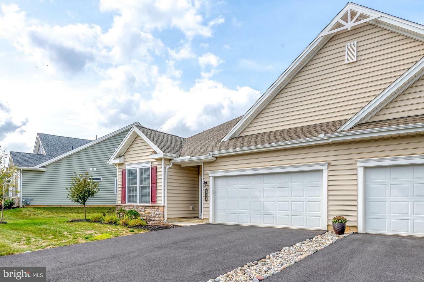 Property Photo:  113 Garrison Drive  PA 17520 