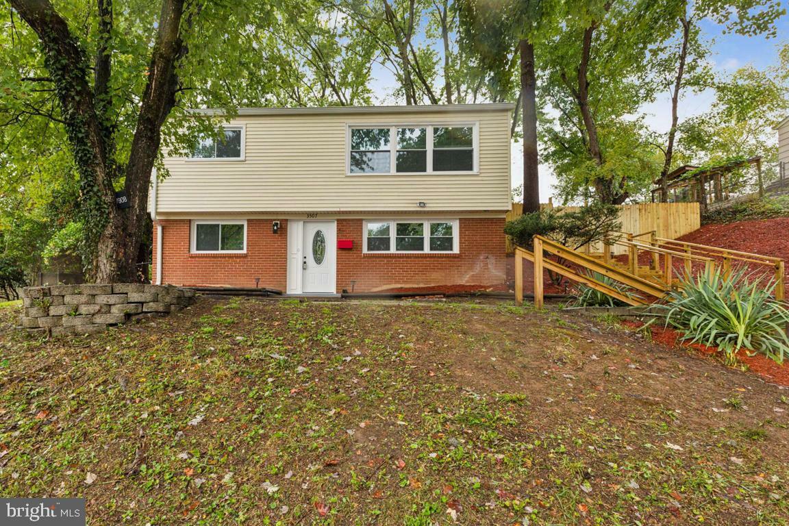 Property Photo:  3507 Carson Drive  VA 22193 