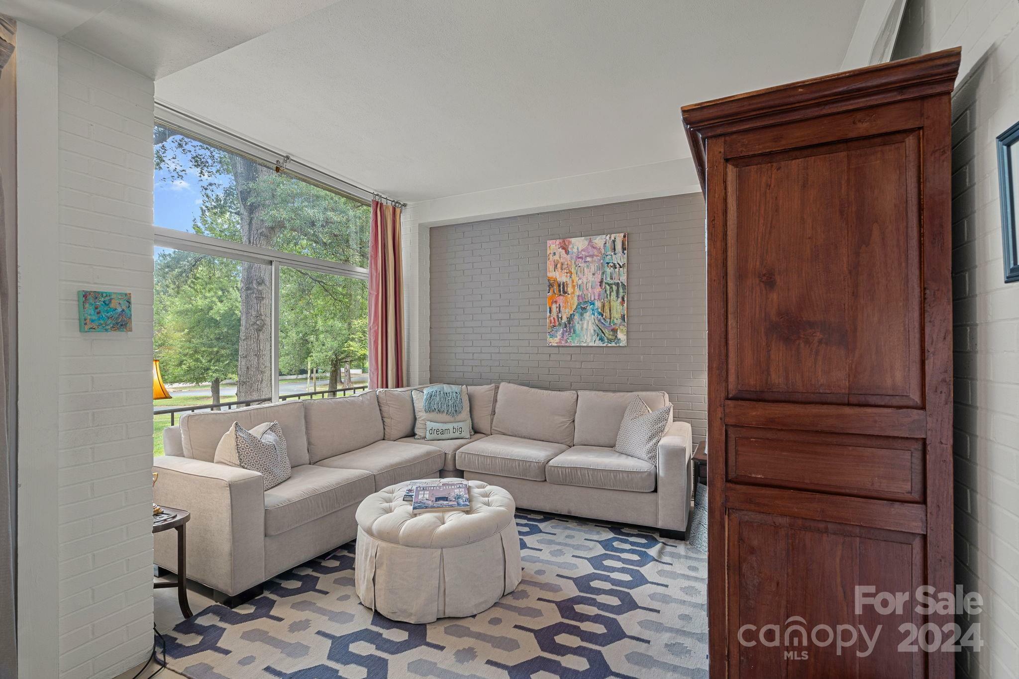 Property Photo: 1300 Queens Road 211 NC 28207