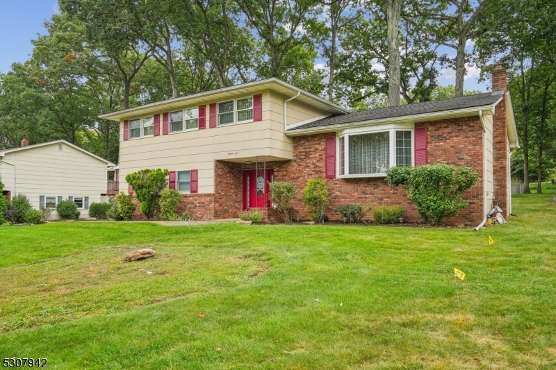 Property Photo:  24 Kentwood Rd  NJ 07876 