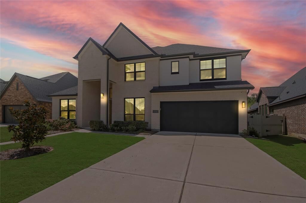 Property Photo: 10062 Preserve Way TX 77385