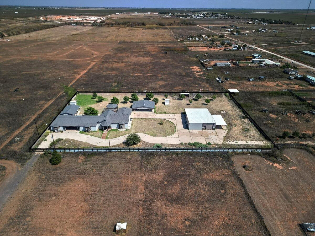Property Photo:  18805 County Road 2300  TX 79423 