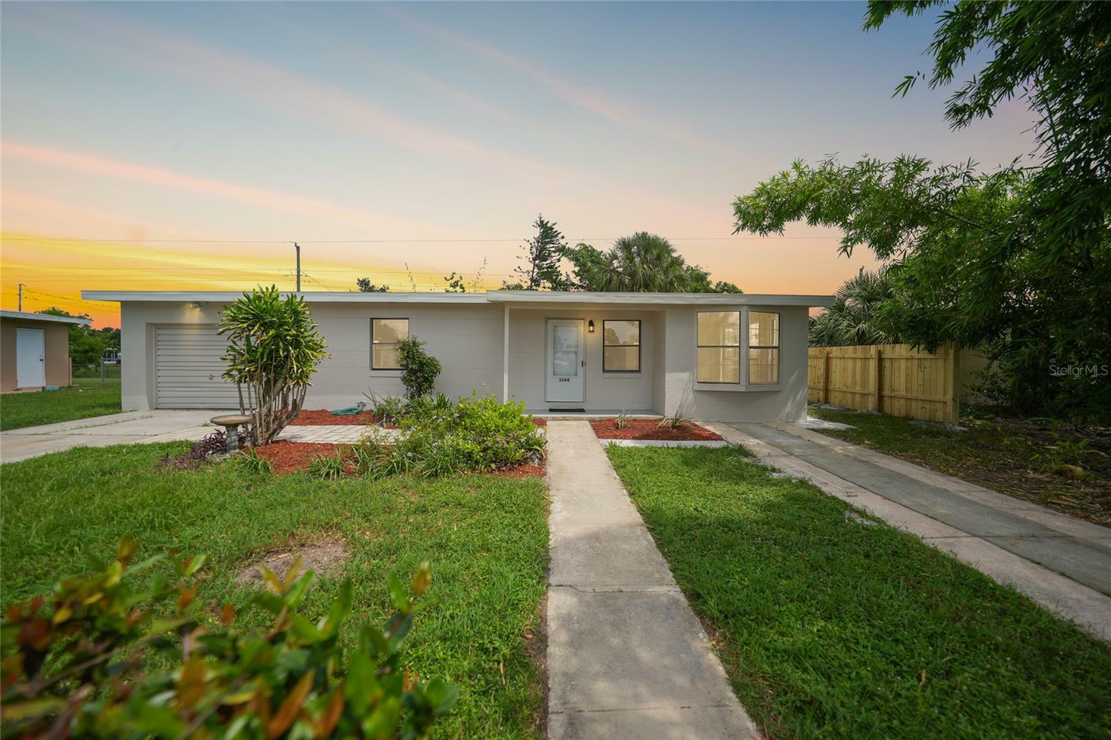 Property Photo:  3364 Maple Terrace  FL 33952 