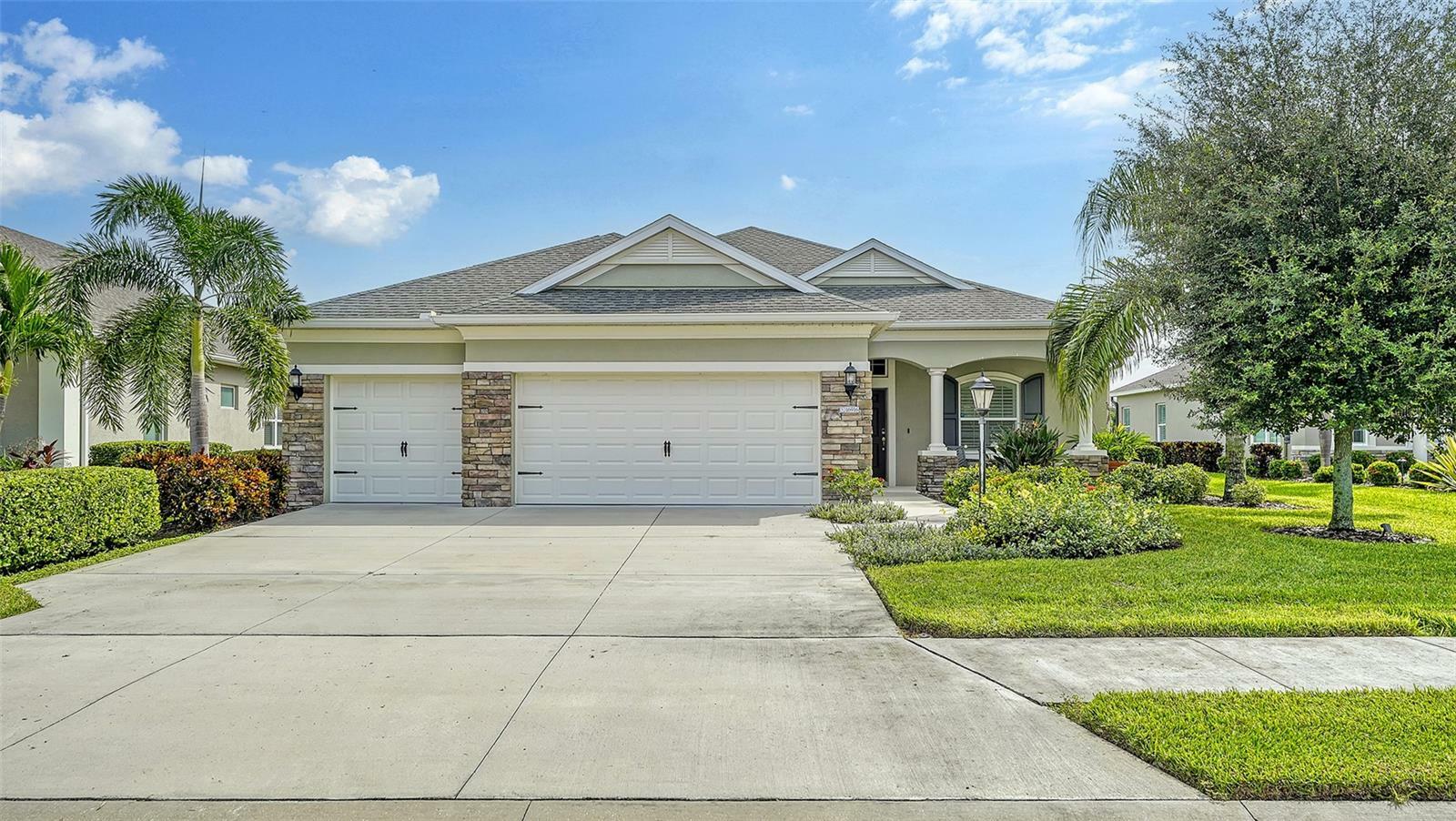 Property Photo:  16916 Rosedown Glen  FL 34219 