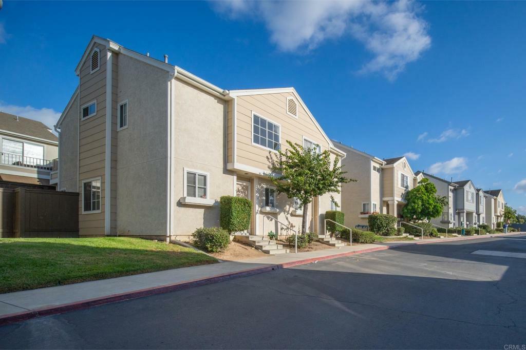 Property Photo:  2102 Kings View Circle  CA 91977 