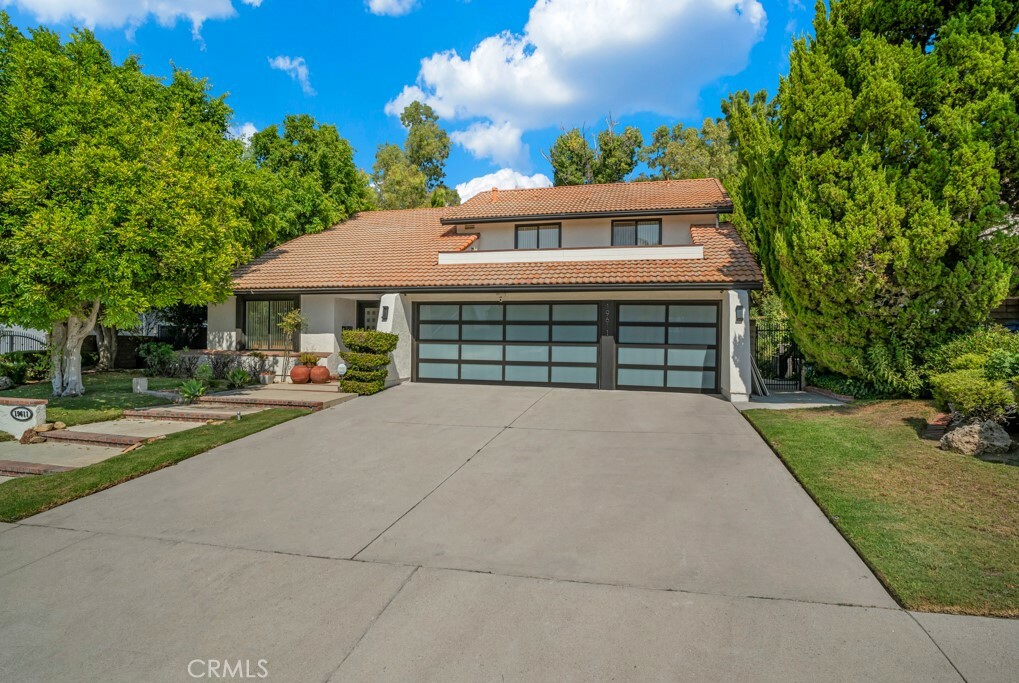 Property Photo:  19611 Singing Hills Drive  CA 91326 