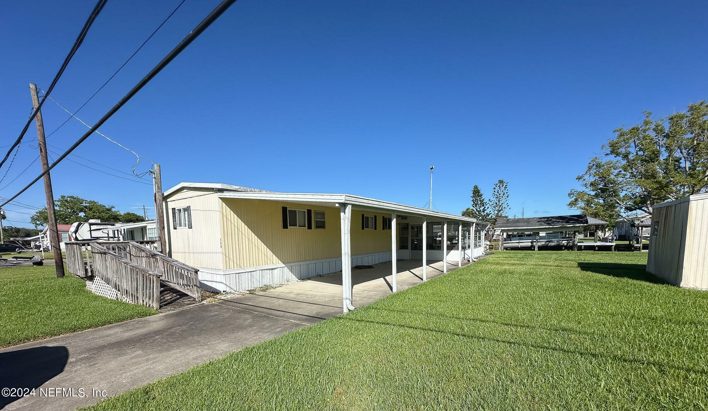 Property Photo:  146 Paradise Drive  FL 32193 