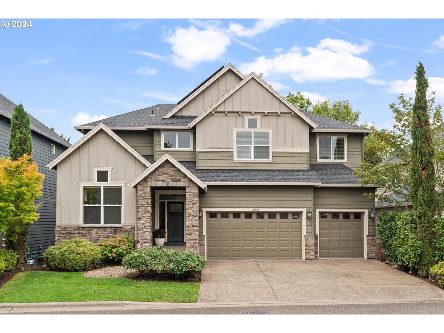 Property Photo:  12190 NW Blackhawk Dr  OR 97229 