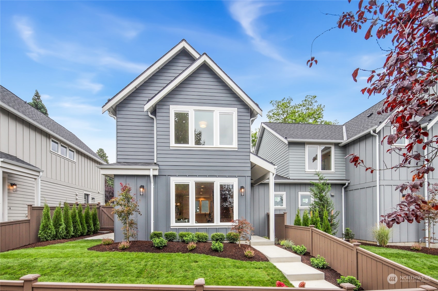 Property Photo: 12527 NE 81st Drive B WA 98033