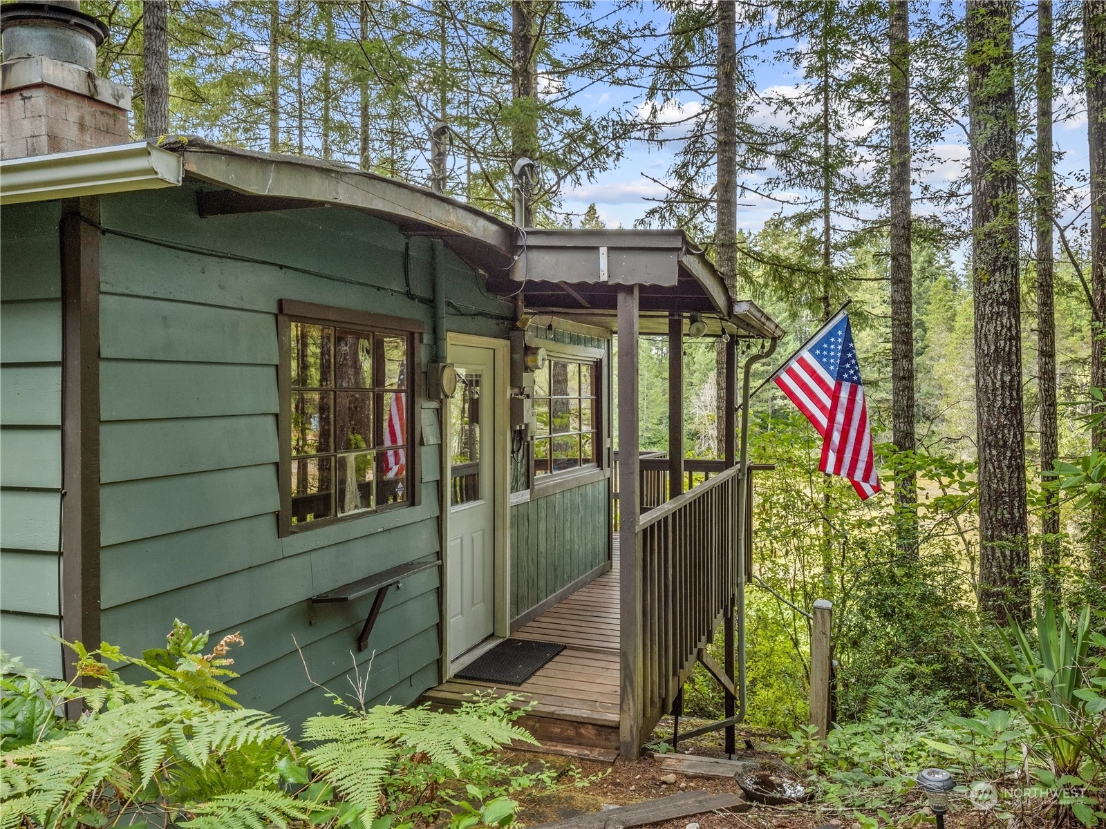 Property Photo:  161 NE Circle Drive  WA 98588 