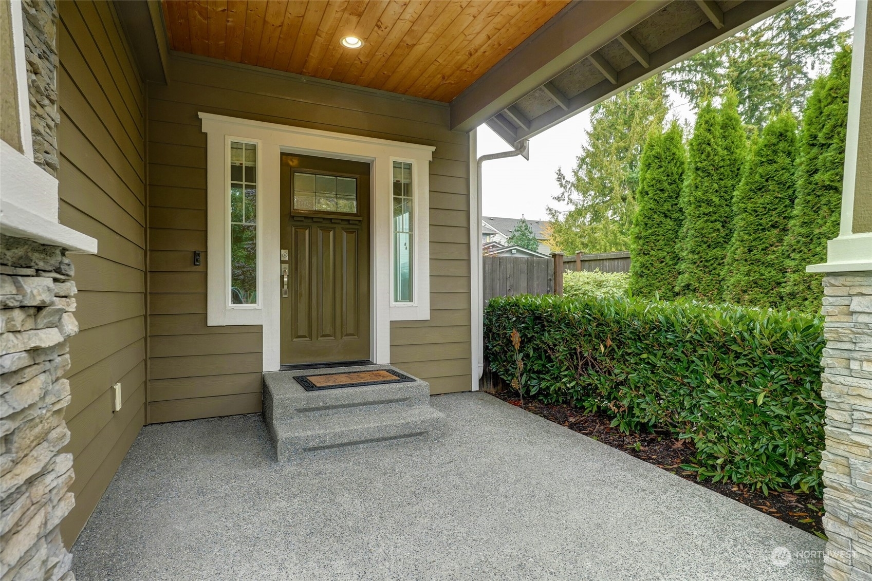 Property Photo:  205 157th Place SW  WA 98087 