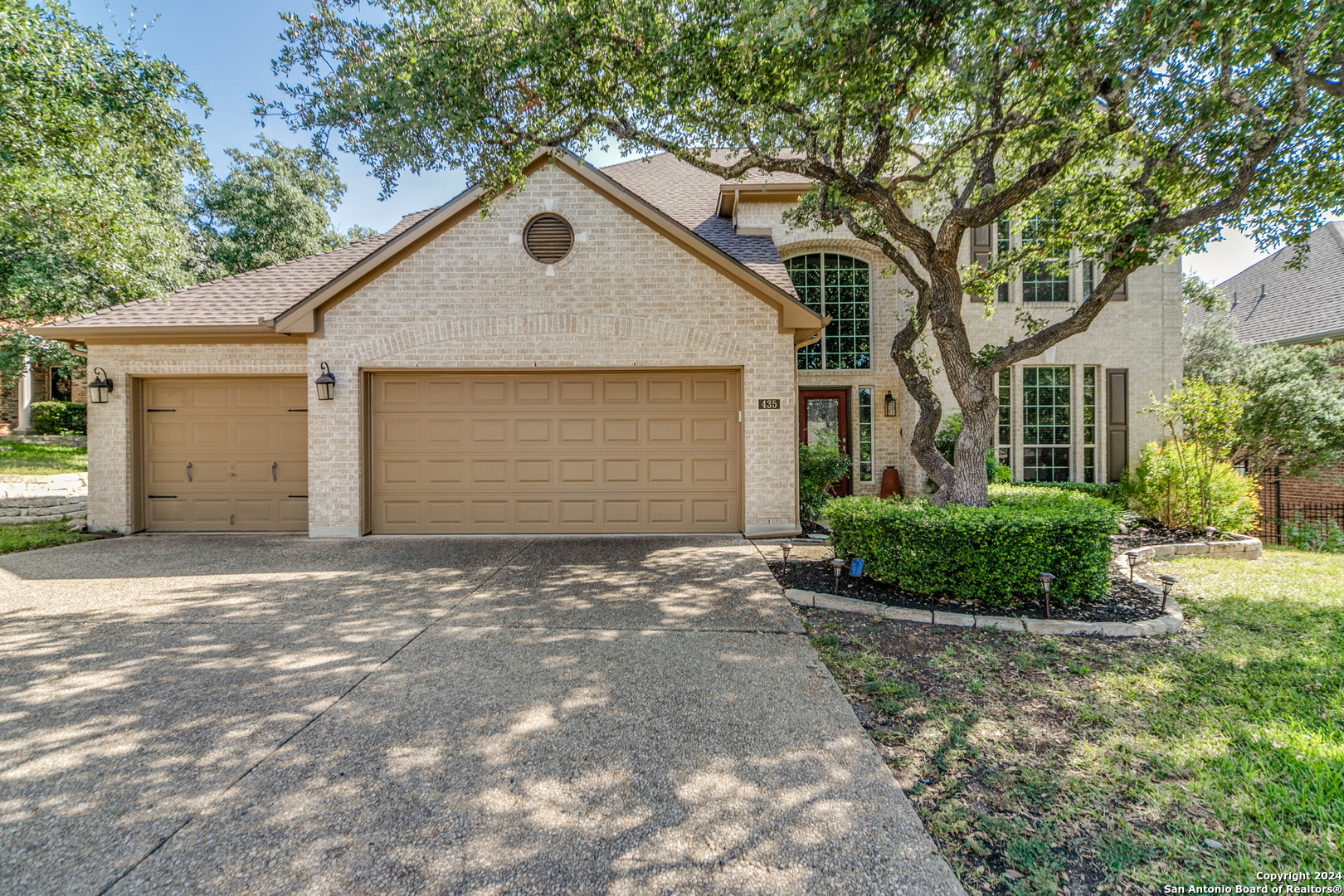 Property Photo:  435 Chimney Tops  TX 78260 