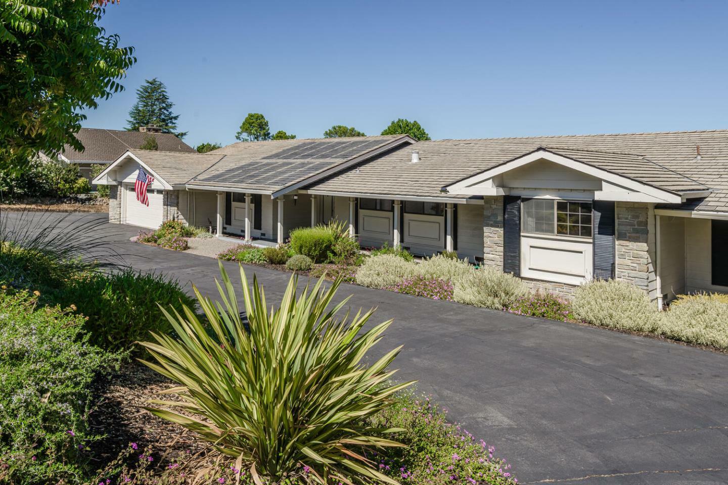 Property Photo:  180 Crest Road  CA 94062 