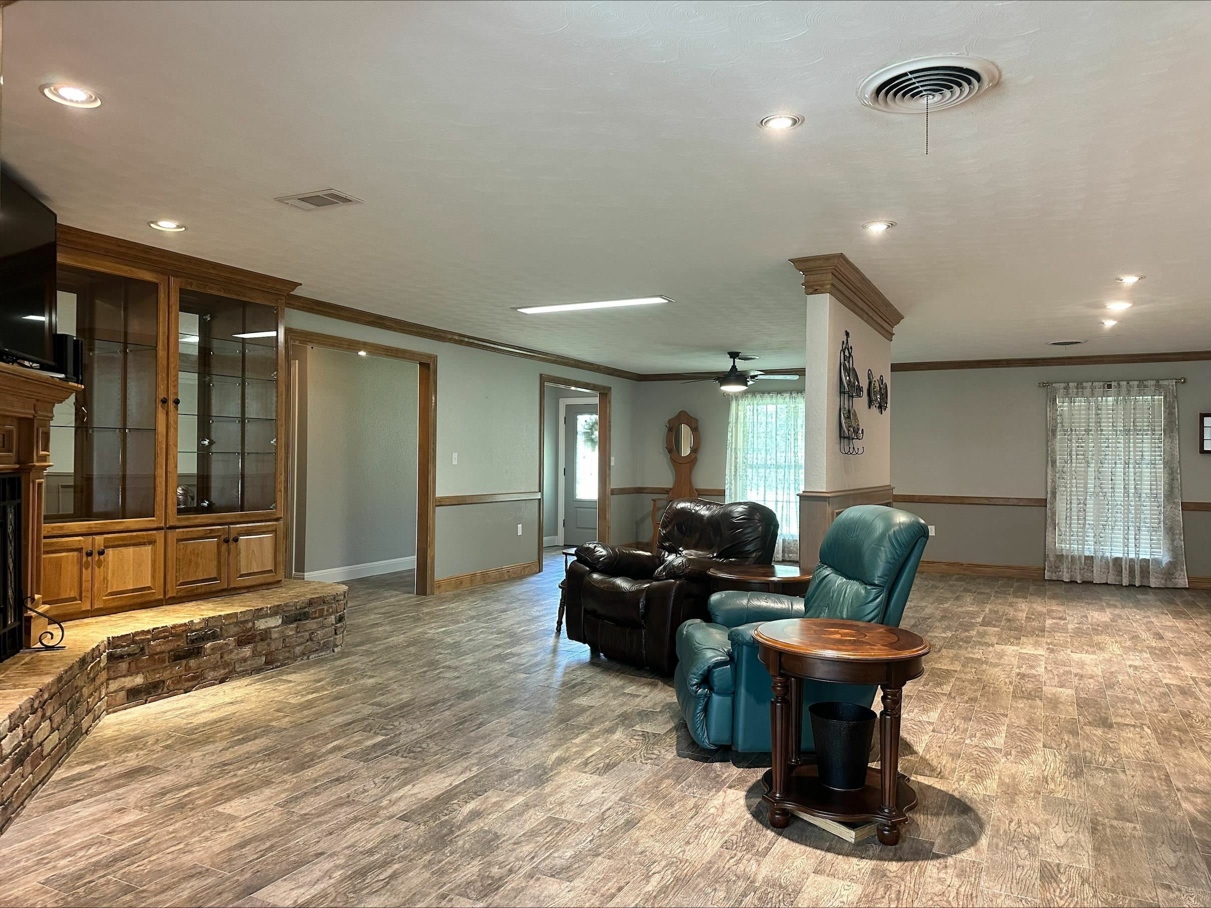 Property Photo:  155 Glenwood  TX 77662 