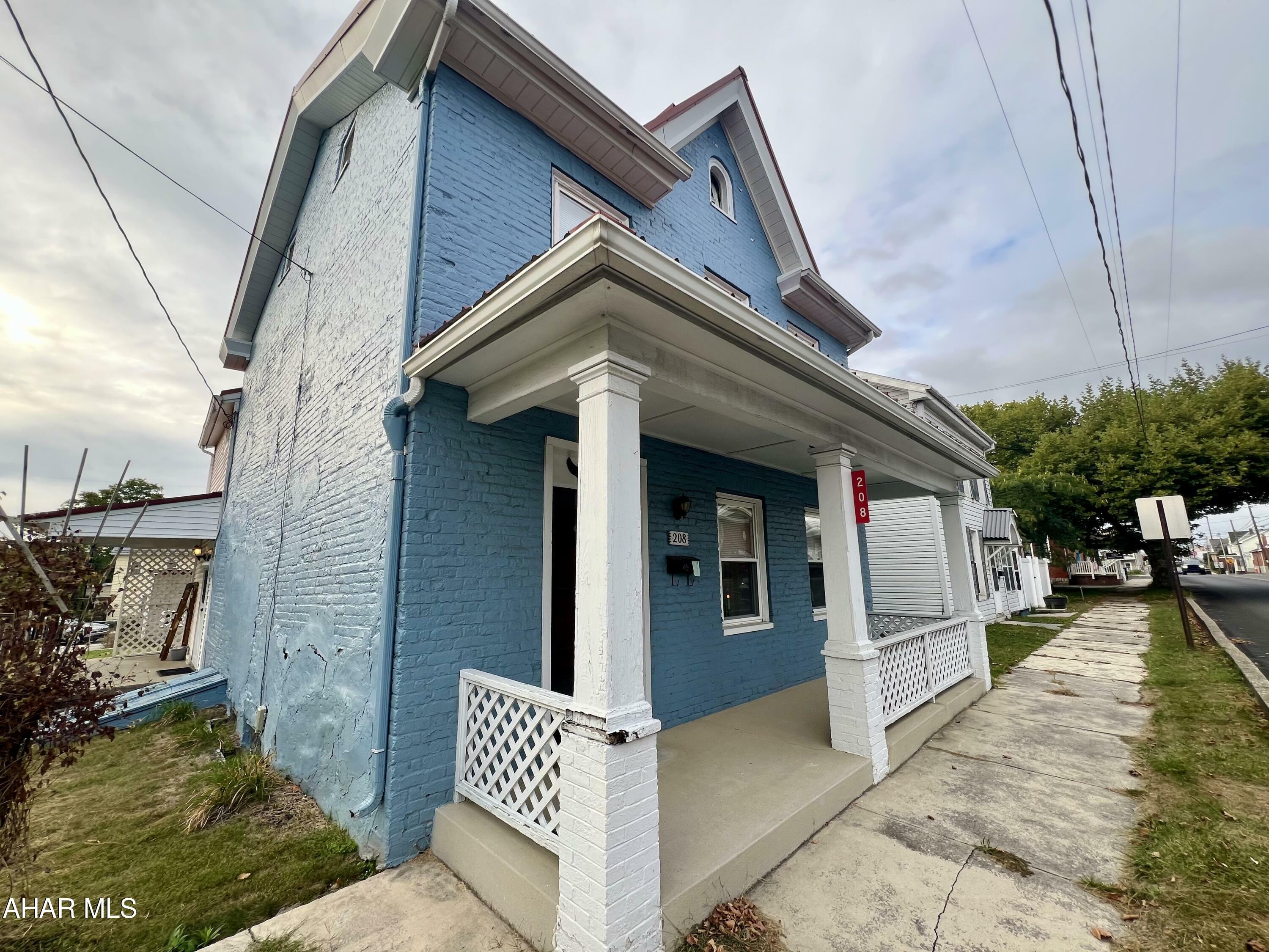 Property Photo:  208 S Market Street  PA 16662 