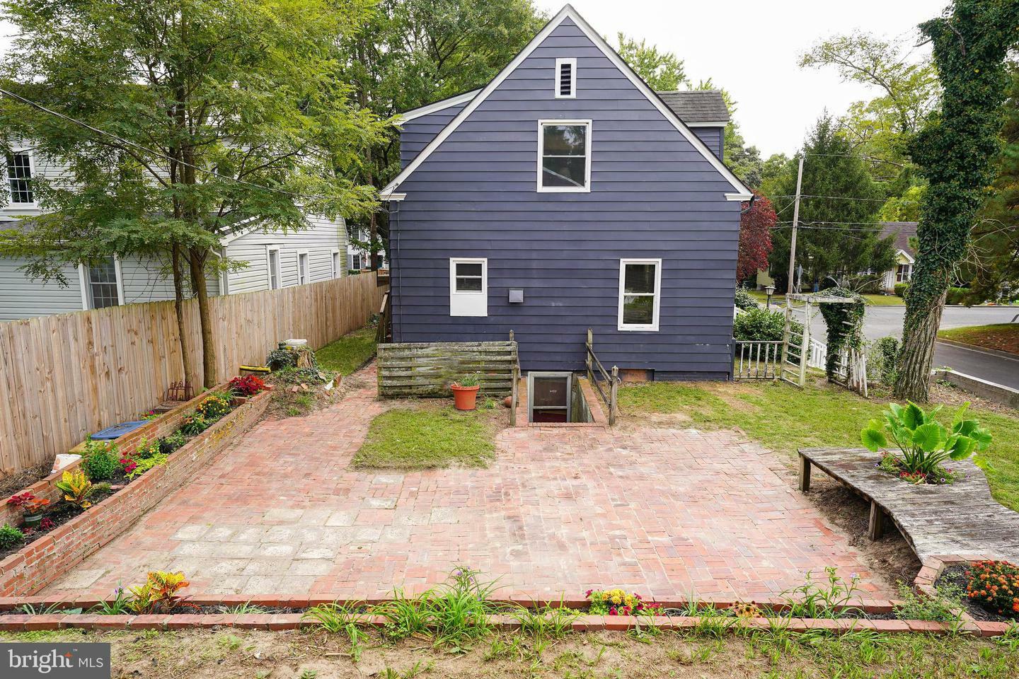 Property Photo:  815 Federal Street  MD 21801 