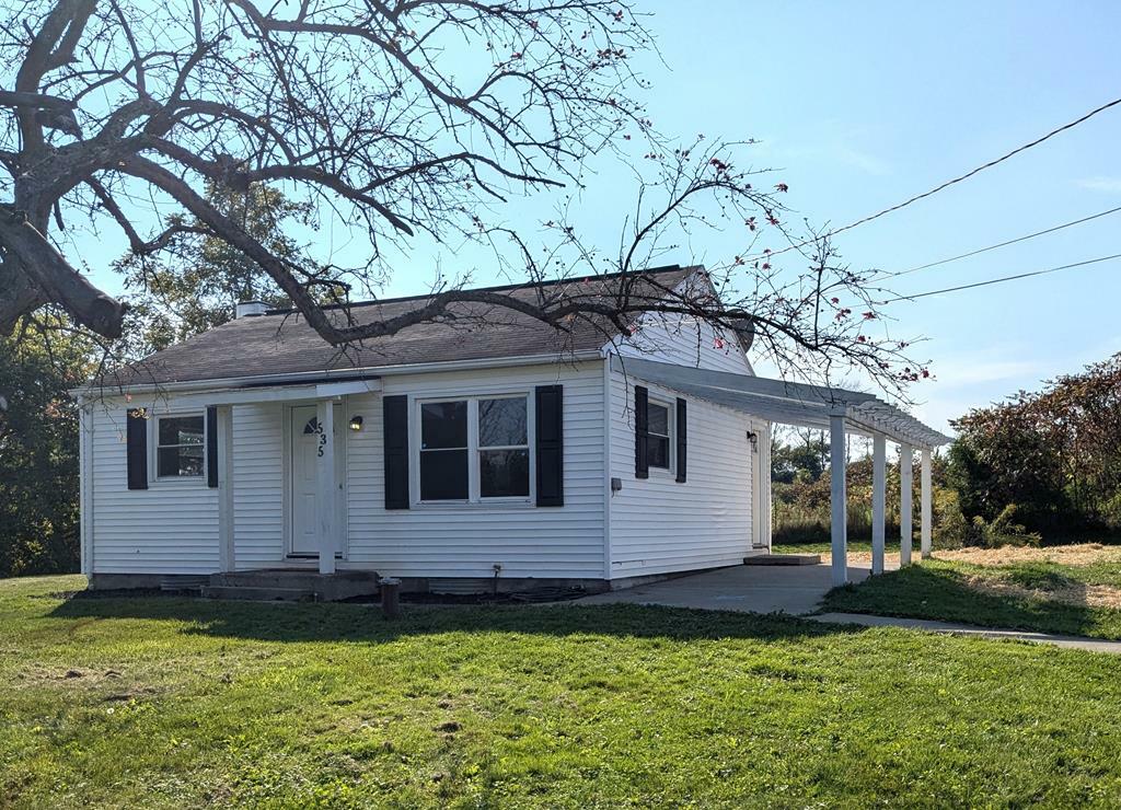 Property Photo:  535 Middle Road  NY 14845 