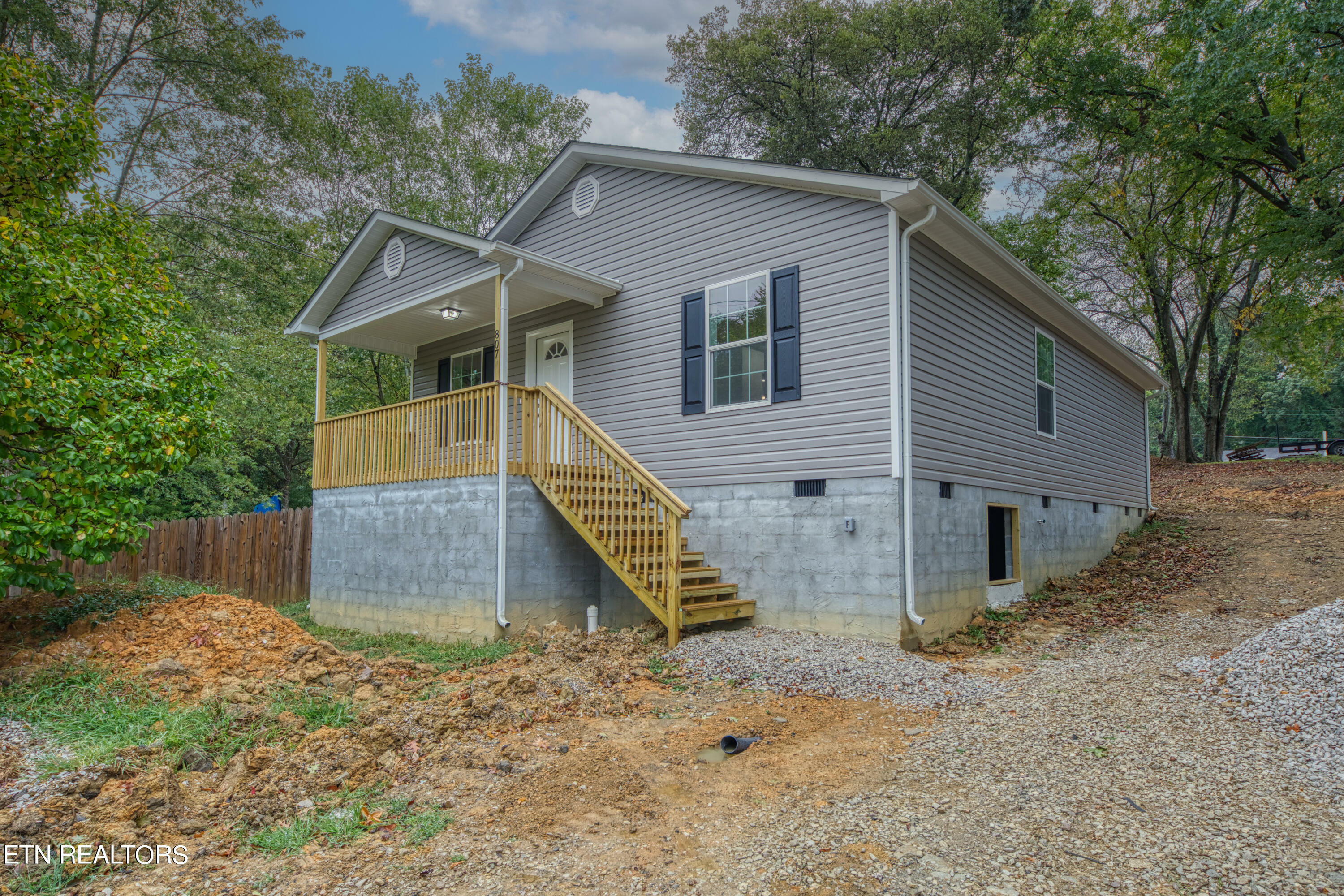 807 D Drive  Knoxville TN 37920 photo