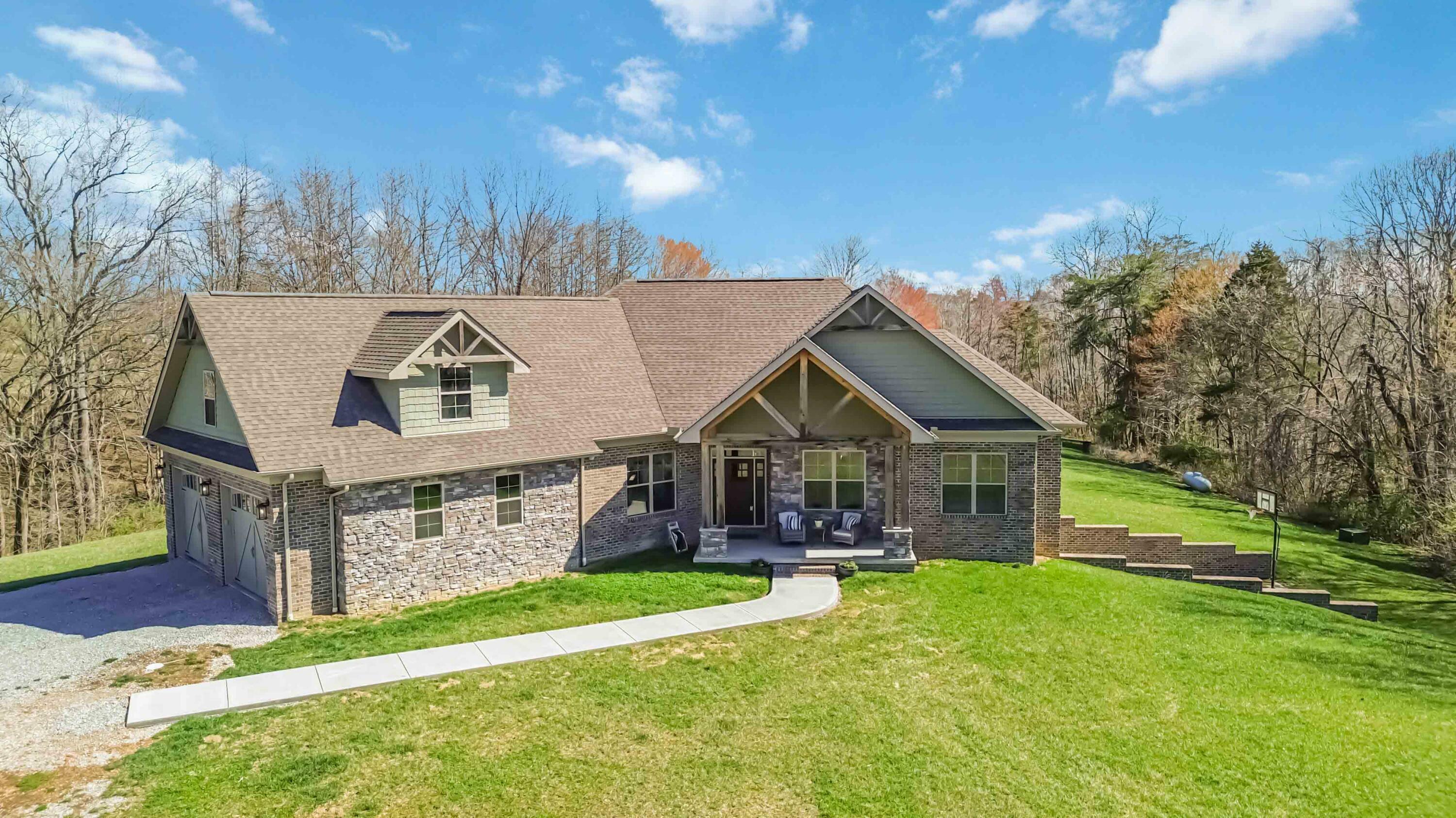Property Photo: 6852 Hwy 761 KY 42544