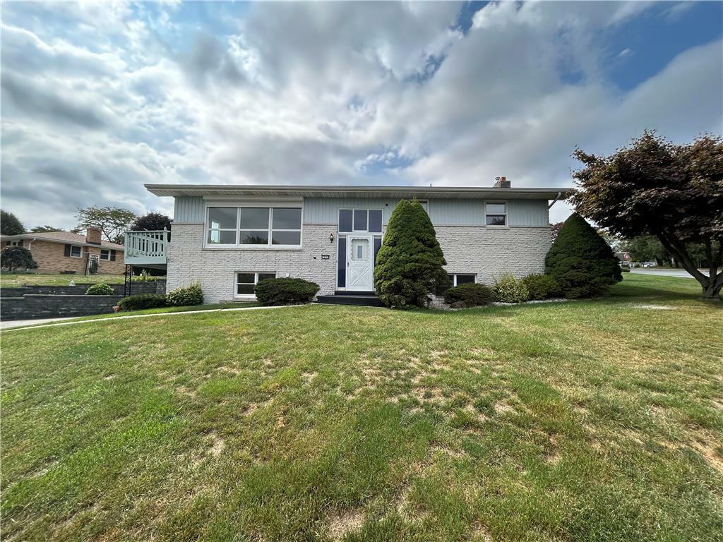 Property Photo:  7212 Kingstead Drive  PA 18080 