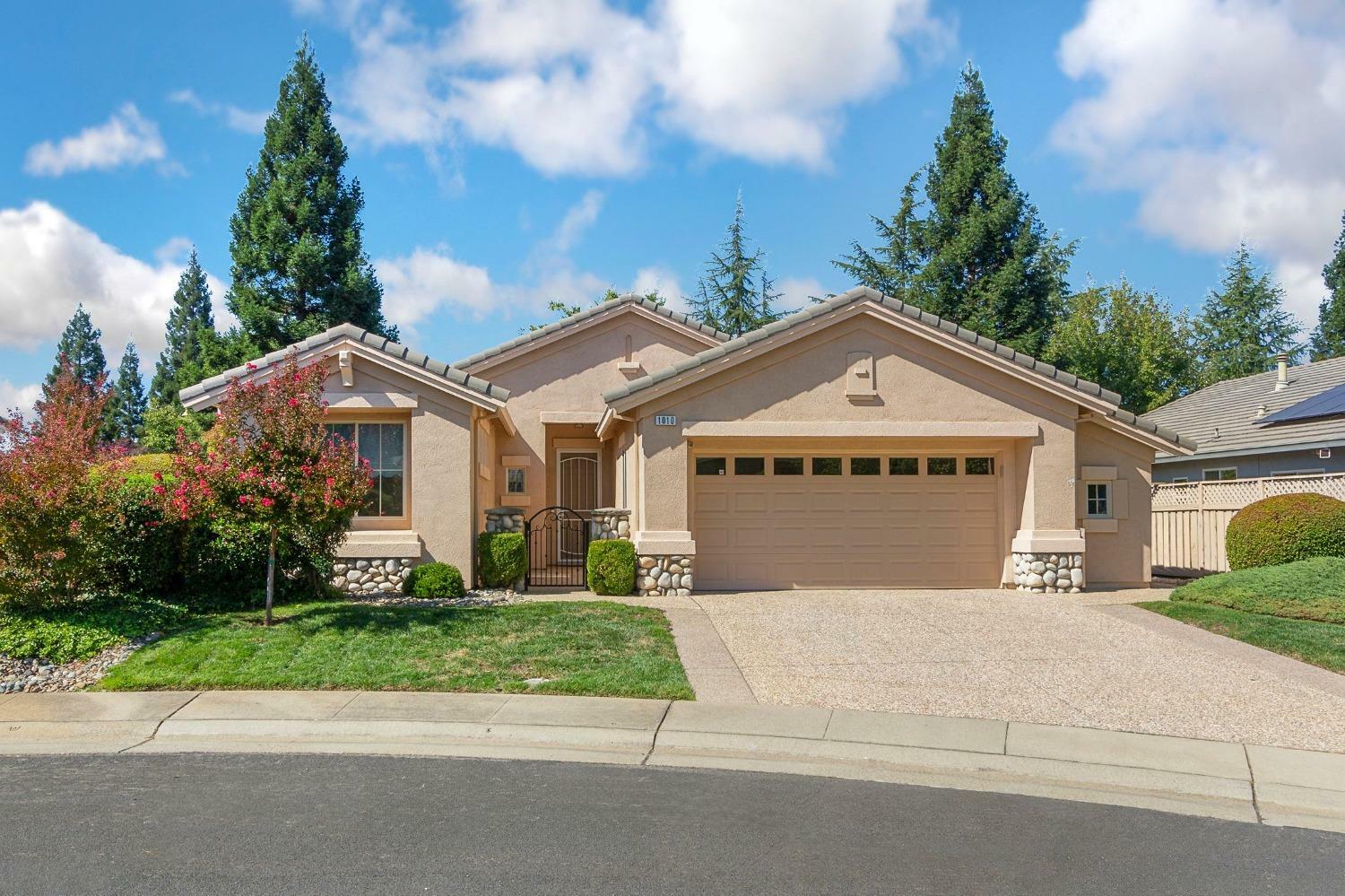 Property Photo:  1010 Tioga Court  CA 95648 