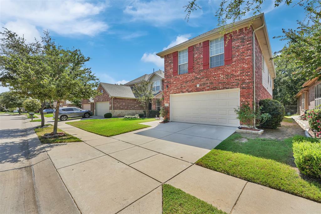 Property Photo:  370 Bentson Drive  TX 76226 