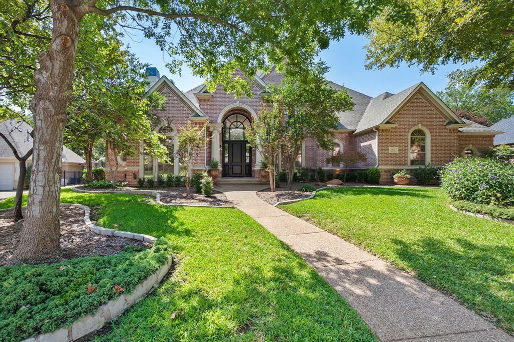Property Photo: 1007 Ashlawn Drive TX 76092