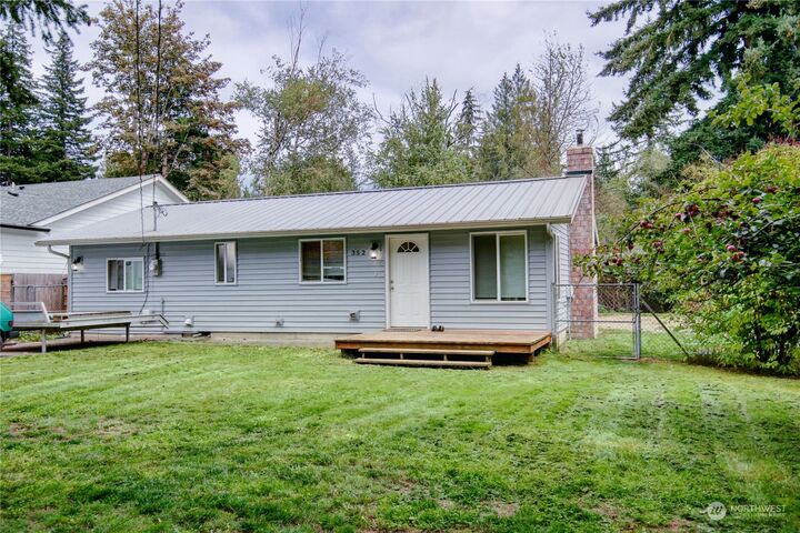 Property Photo: 352 Deerhaven Lane WA 98284